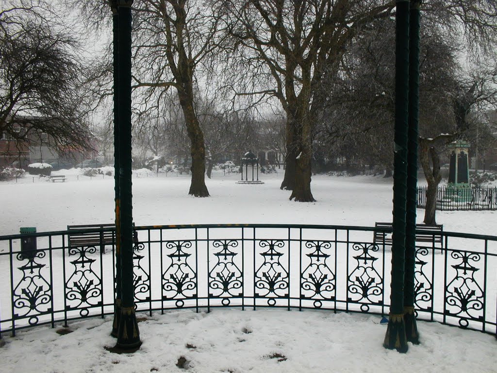 Grange gardens in winter 2 by fat-freddies-cat