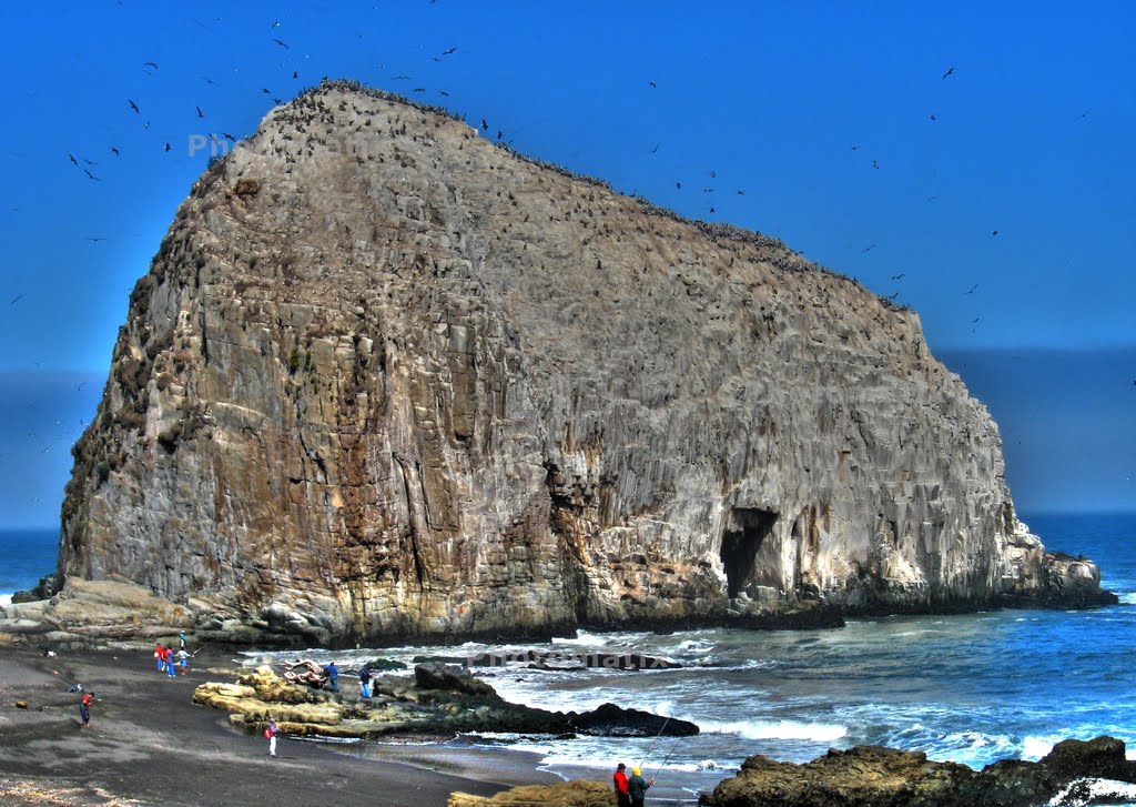 Piedra de la Iglesia by ♠ Christian Latorre