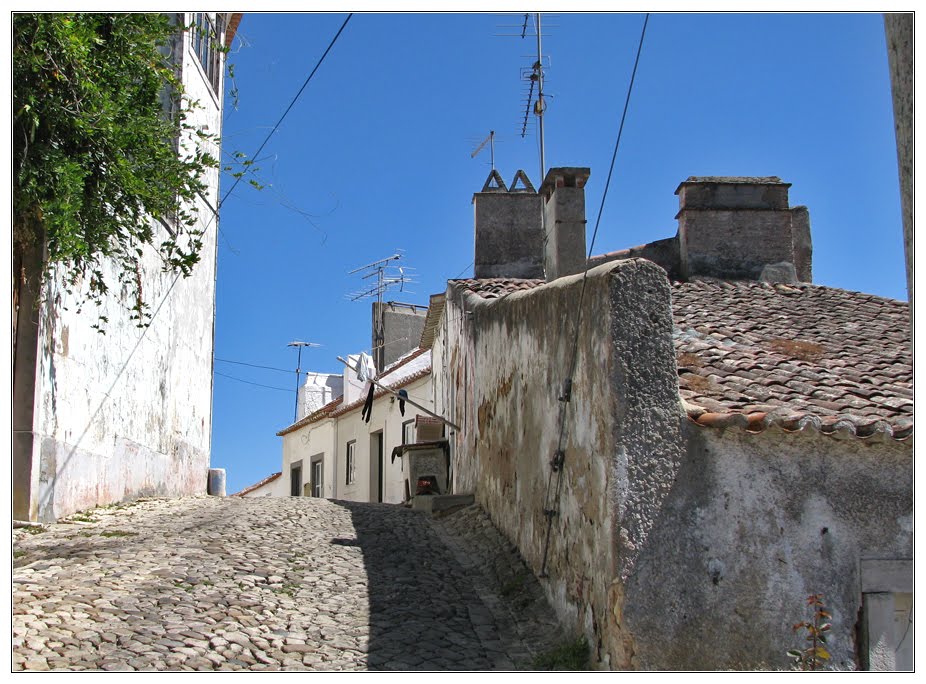 Travessa do Castelo by Barragon