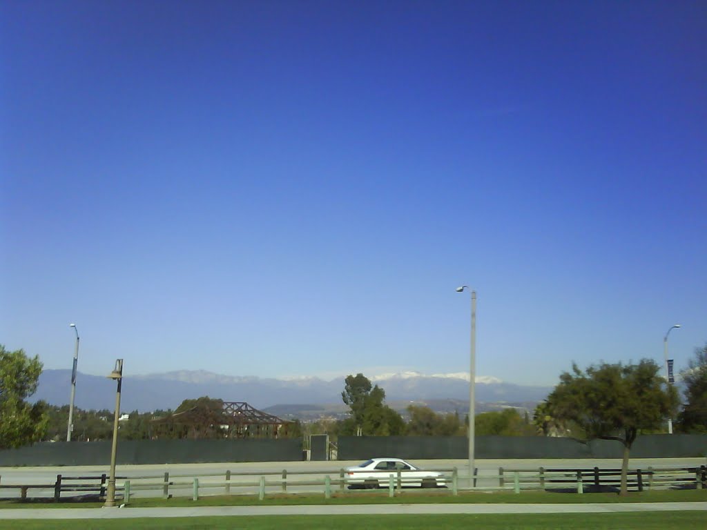 Pathfinder Road, Rowland Heights, California by AlexLiSu