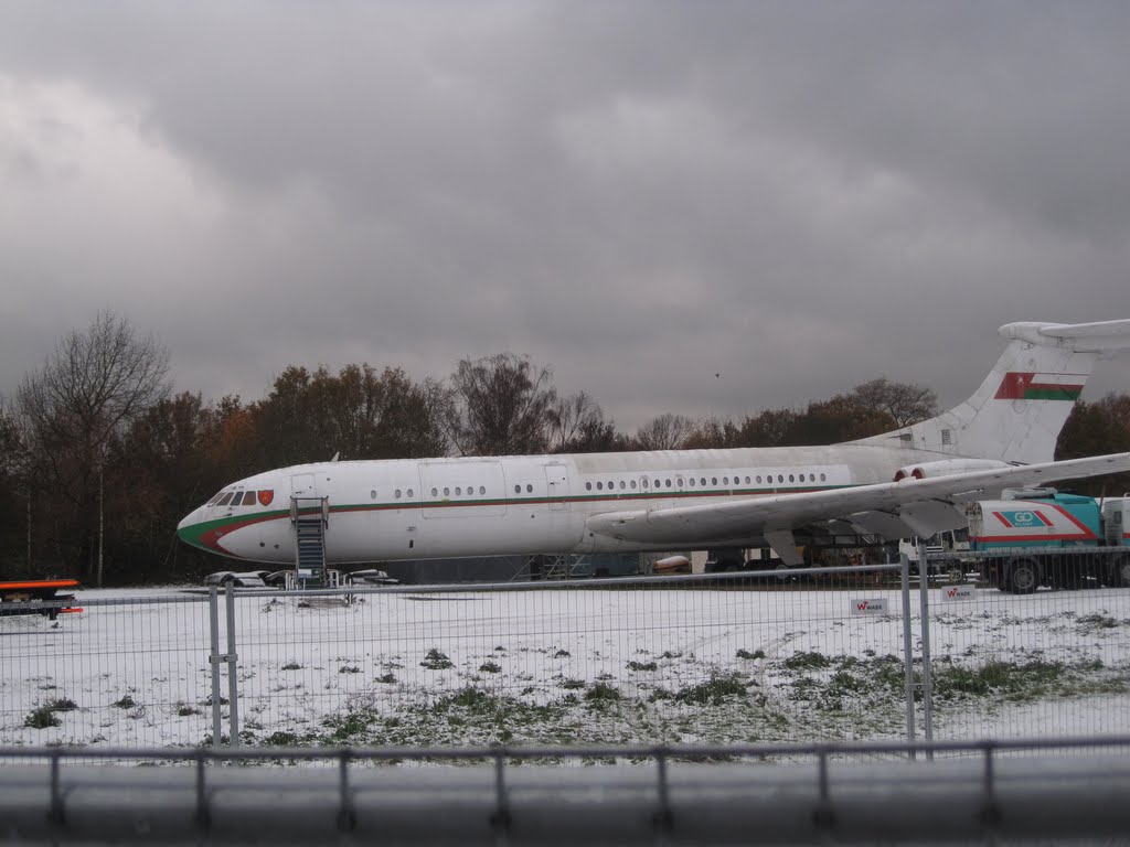 Vickers VC10 at Brooklands museum on a snowy day by wmccombie