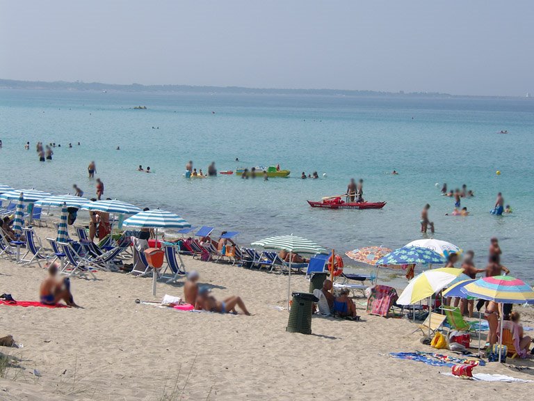 Baia Verde - vista mare, spiaggia libera e lido by Fabio Tommasi