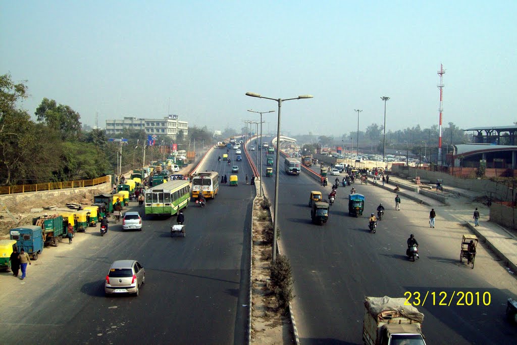 New flyover at shahdara intersection by ©em