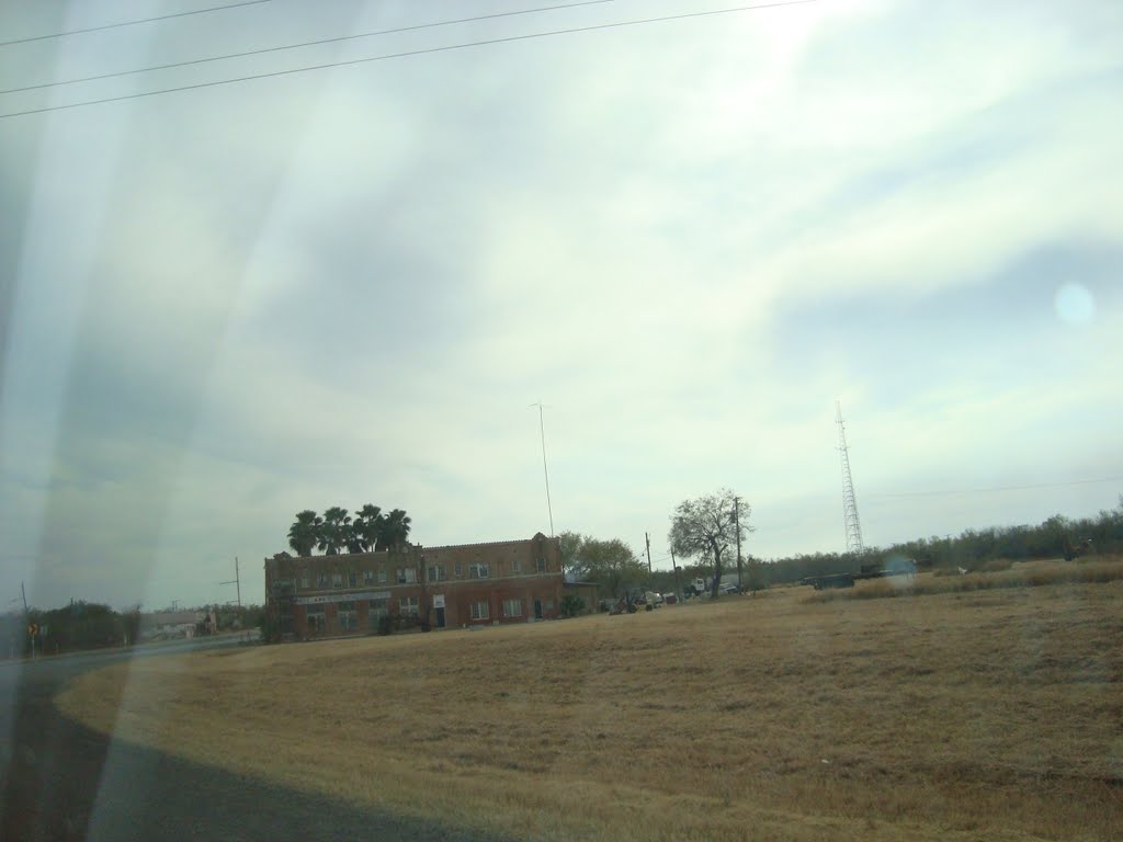 Old Hotel close to Catarina, Tx (US 83) by 3817veterans