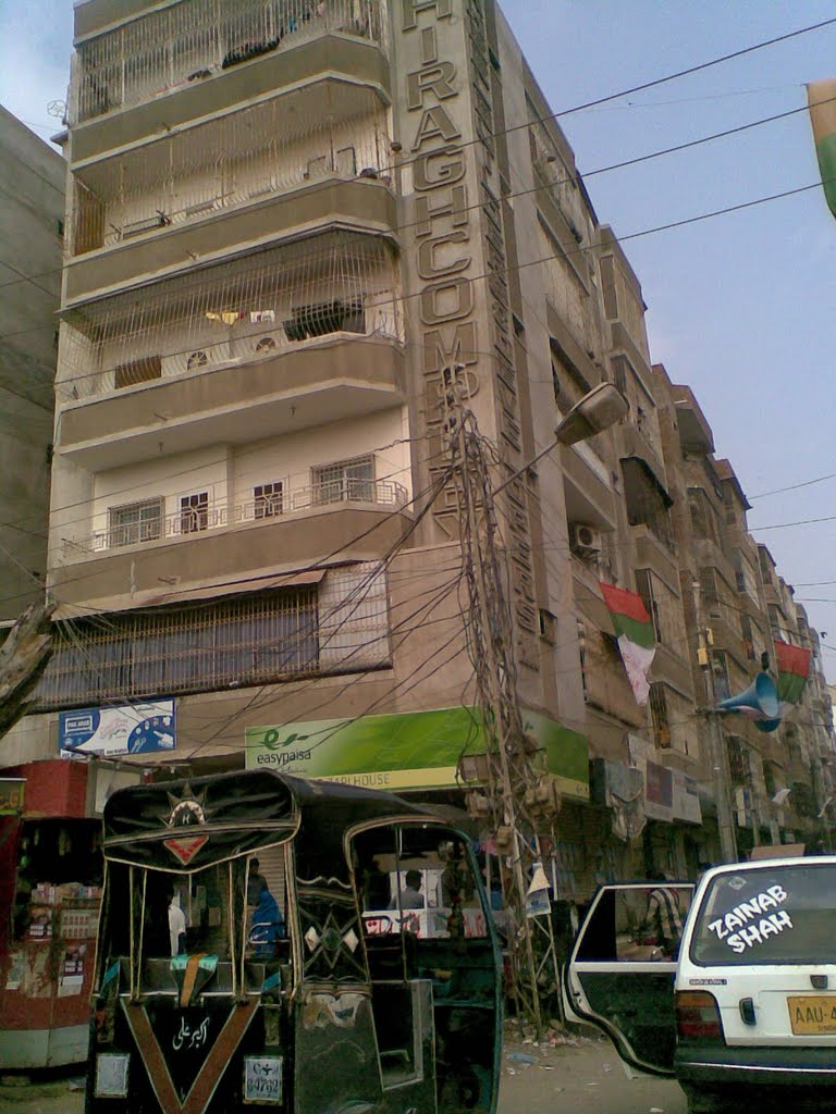 Latifabad Unit No. 8, Hyderabad, Pakistan by Mudassir Durrani