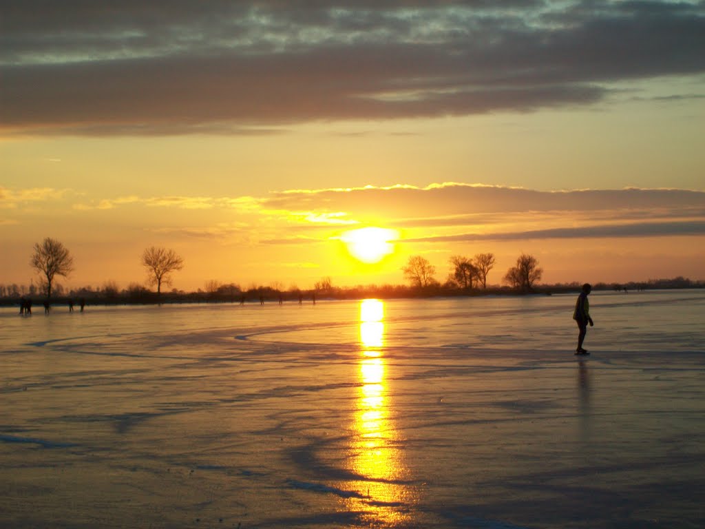 Mooie zons ondergang dec 2010 by sneekermeer