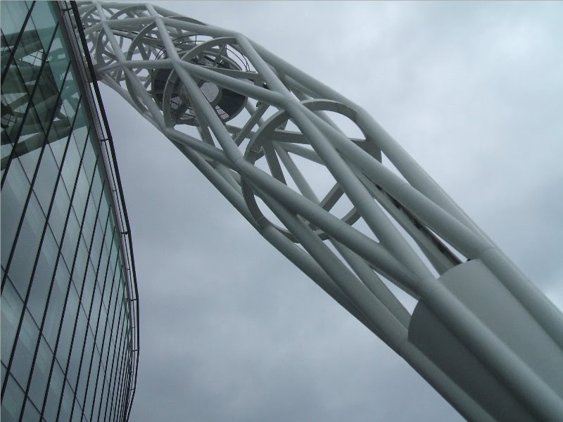 Wembley Arch by David Marsh