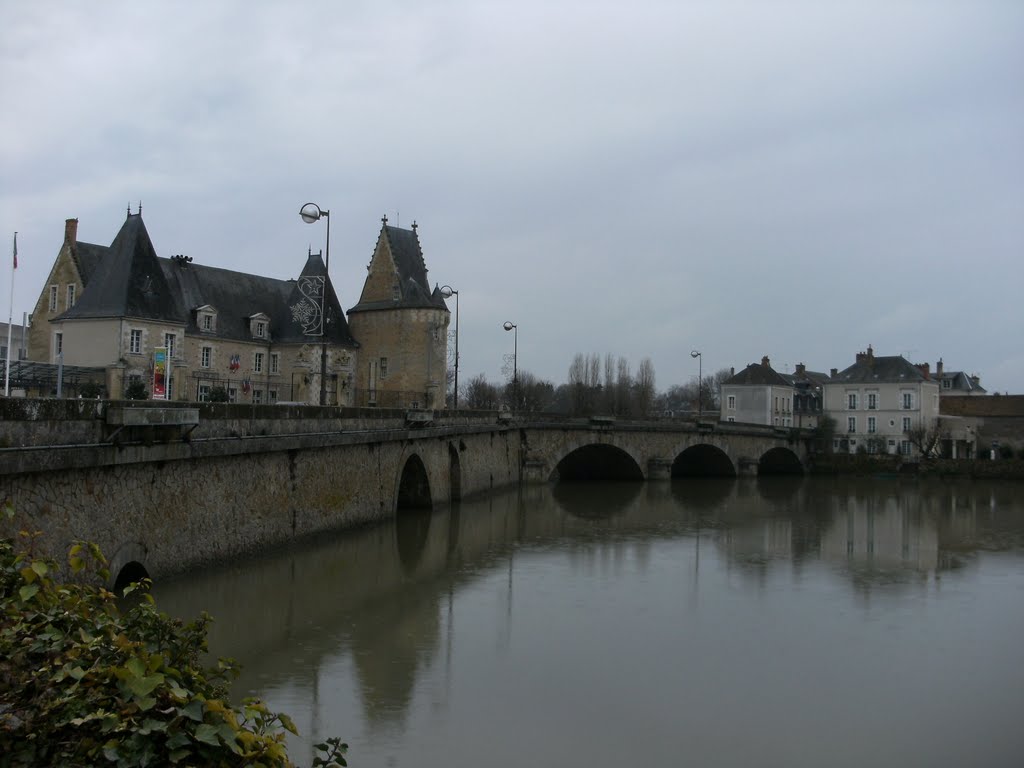 72200 La Flèche, France by Hassène ALAYA