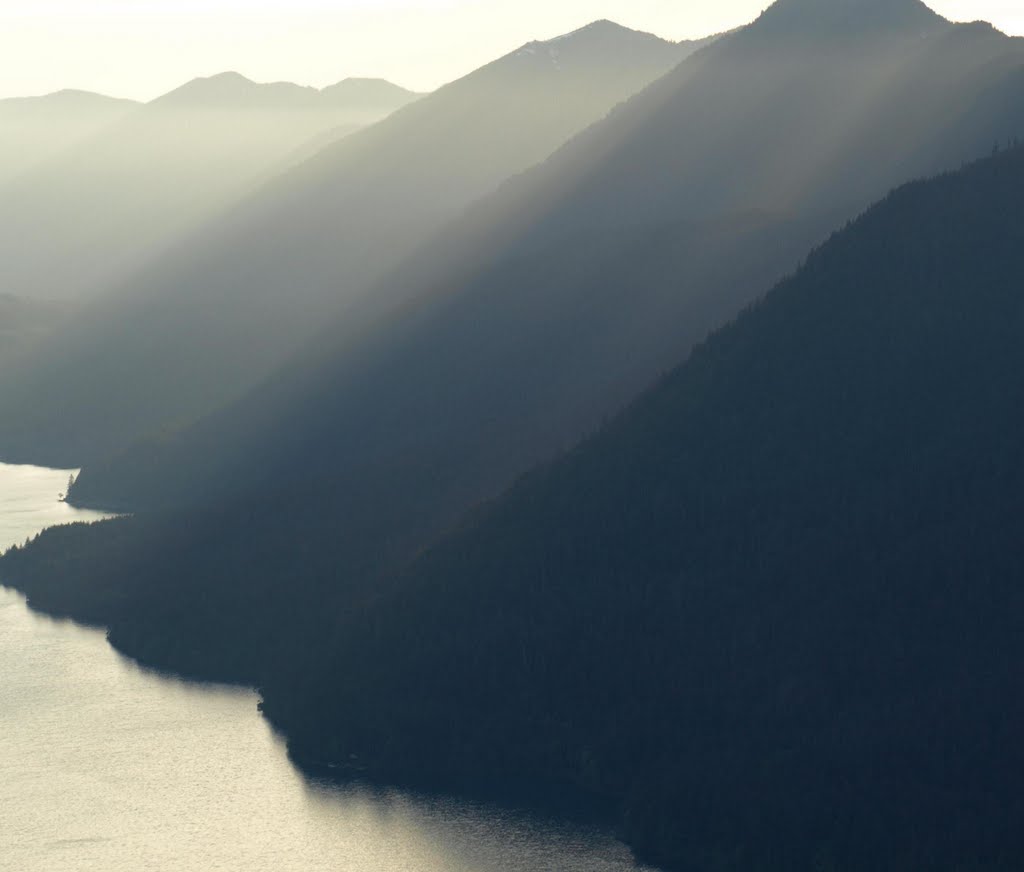 Lake Crescent by wespartch