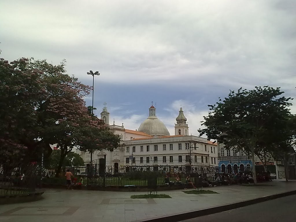 Praça da Piedade by Flávio de Queiroz