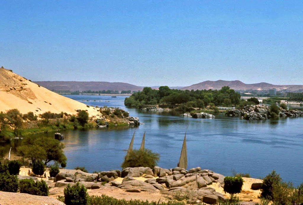 Sheyakhah Oula, Qism Aswan, Aswan Governorate, Egypt by youssef_alam