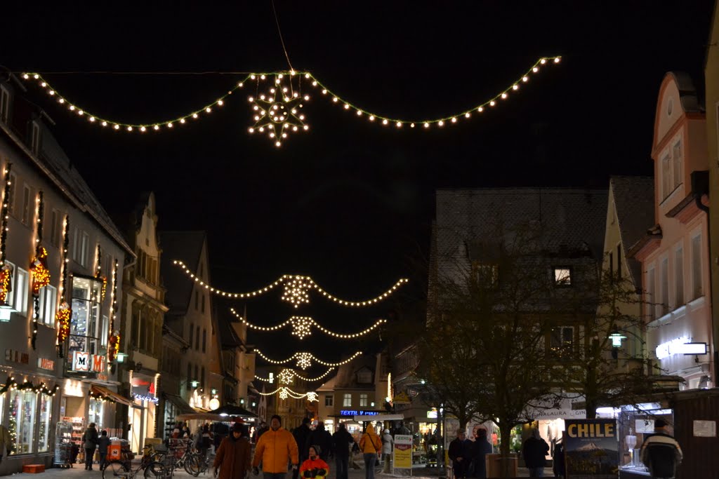 Fußgängerzone Forchheim in der Weihnachtszeit by 123R-Foto