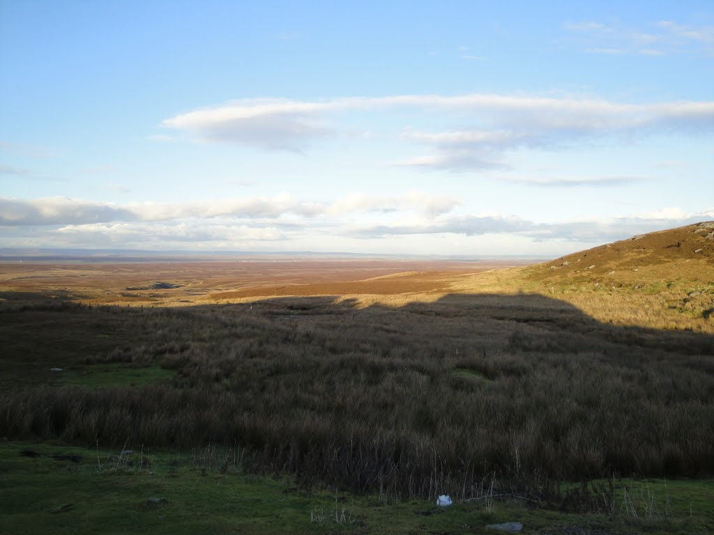 Tan Hill Inn, behind by robandcat