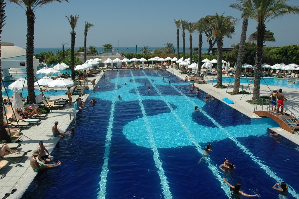 Belek/Serik/Antalya, Turkey by Ahmet Yildirim