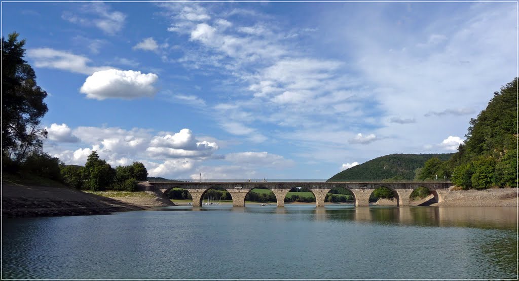 Brücke über den Diemelsee by WiWi