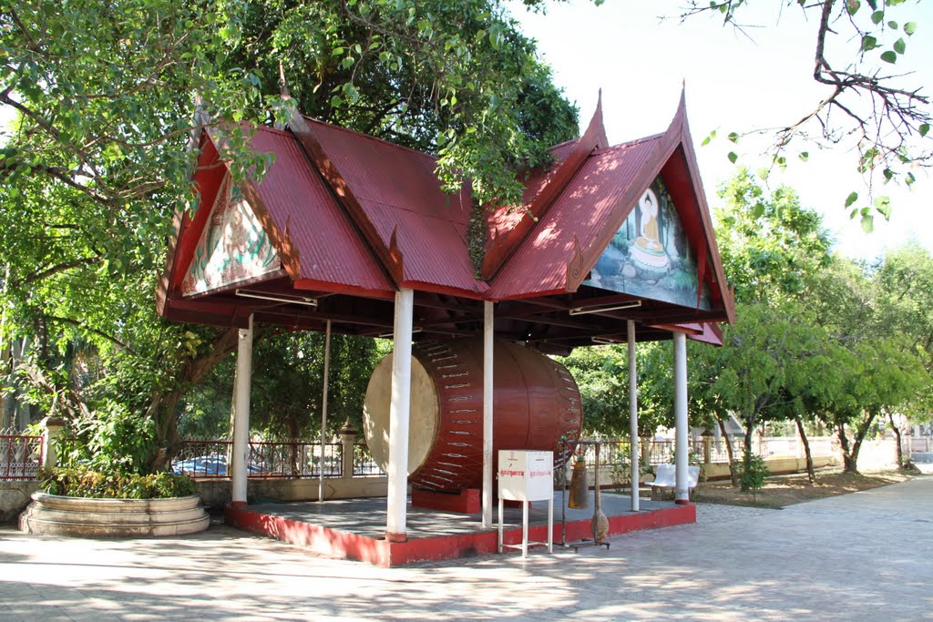 Wat Phra That Phanom by Ngọc Viên Nguyễn