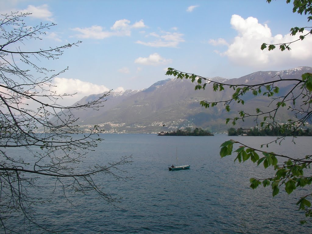 Isola di Brissago by Reinhard Klenke