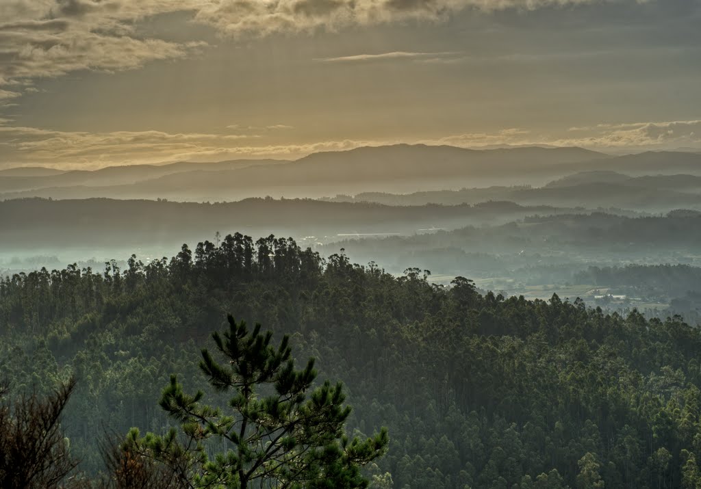 Mirador de Lobeira I by cyclman