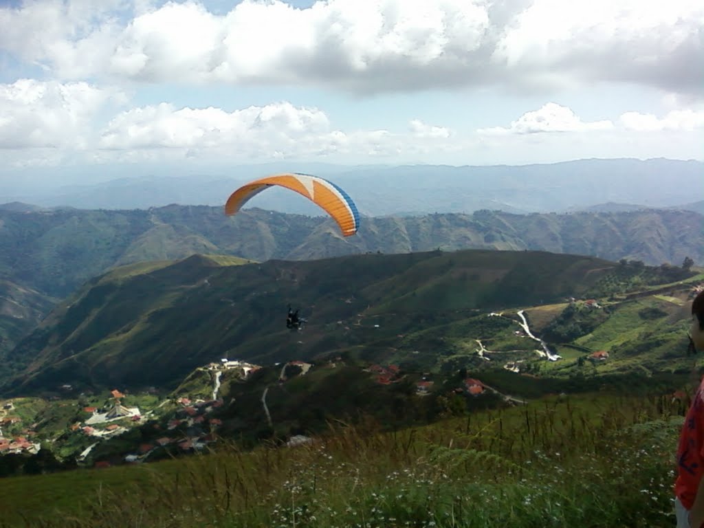 El Jarillo Parapentes by favikar