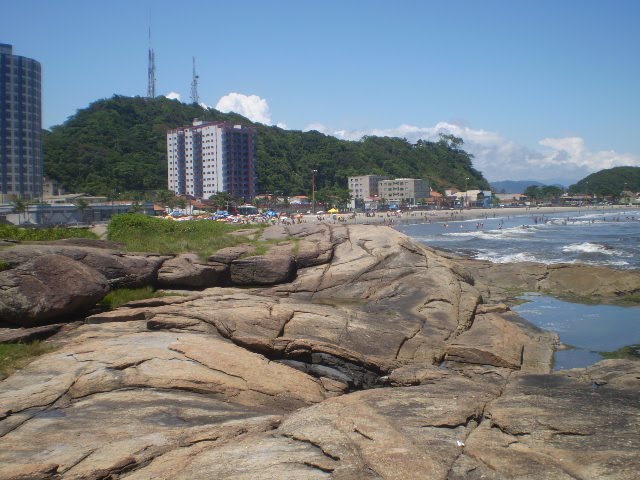 Cama de anchieta vista da praia dos sonhos - Gil by Gilberto_silva