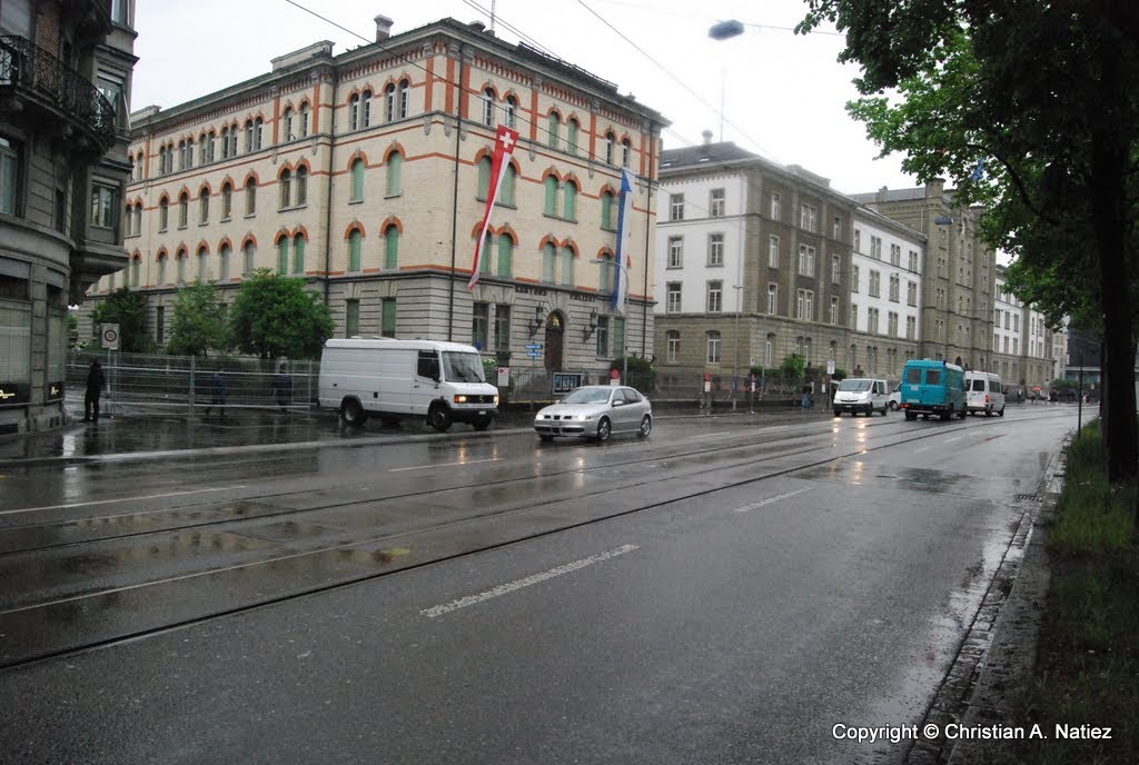 Kommando der Kantonspolizei Zürich / Kasernenstrasse, Zürich by Christian Natiez