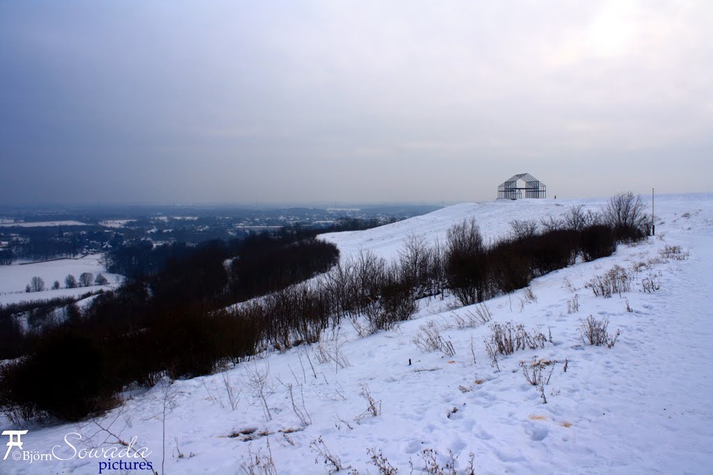 Winterliches Wetter auf Halde Norddeutschland by Björn Sowada