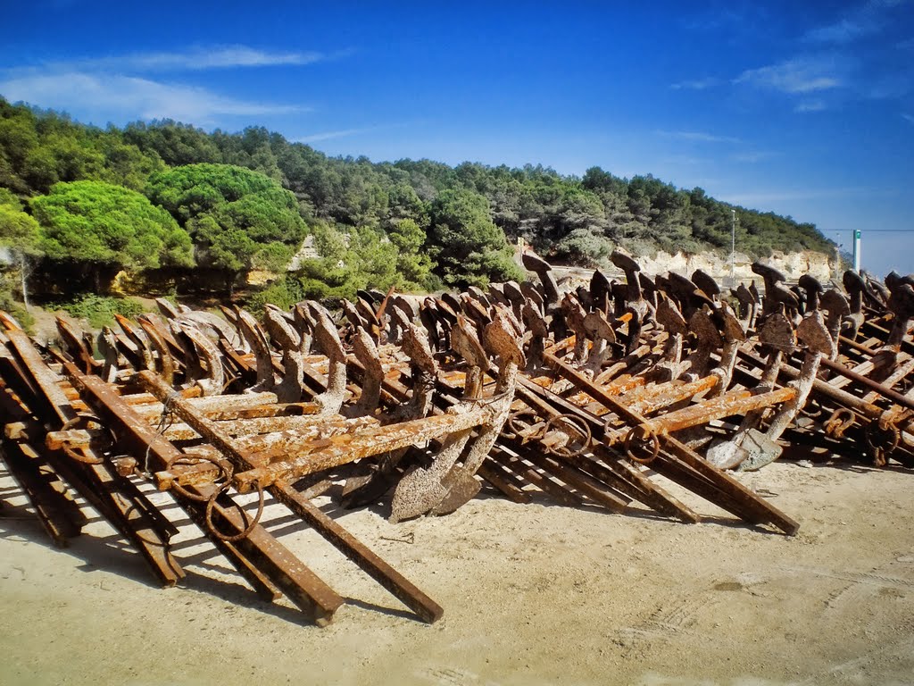 Cementerio de Anclas en Conil by Dino D'Urso