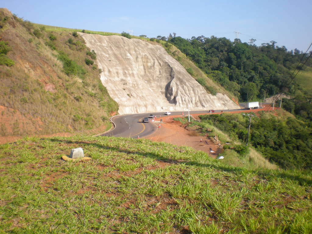 Vista da Serra de Botucatu - SP. Foto Zezão Pontes by Zezão Pontes