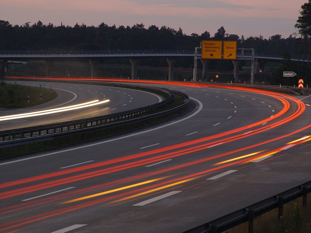 A 115 Abfahrt Potsdam Zentrum & Teltow / Autobahn A 115 exit Potsdam Downtown & Teltow by www.stephangrund.de