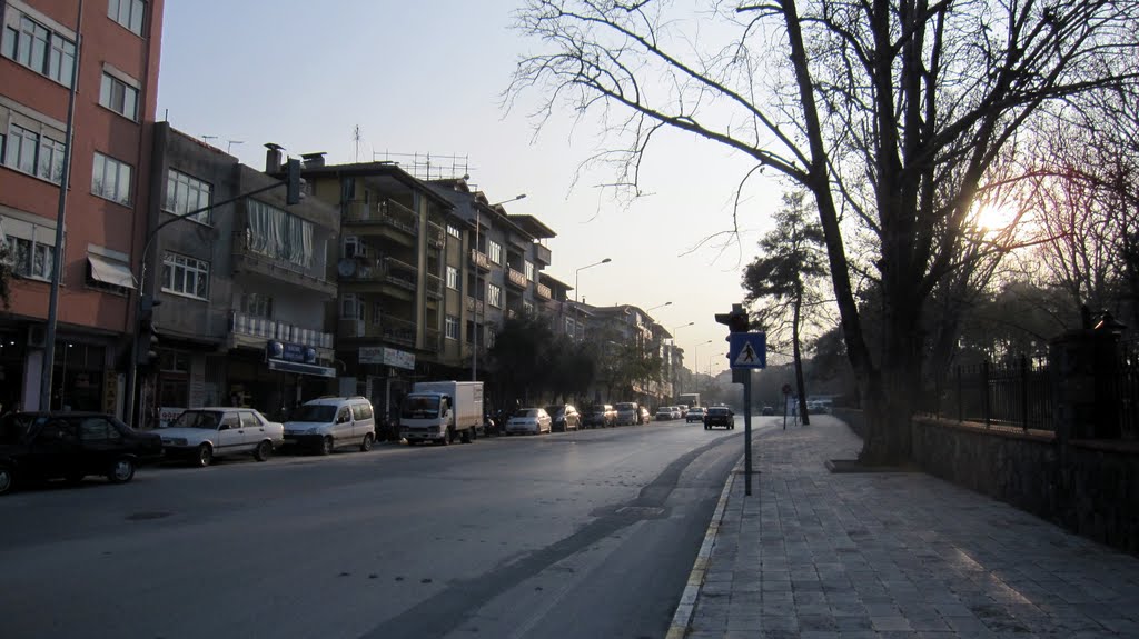 Denizli İnclipınar caddesi akşam olurken Osman Ünlü by Osman Ünlü