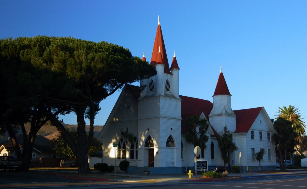 Baptist Chirch Lompoc, California by Patrick Eldredge