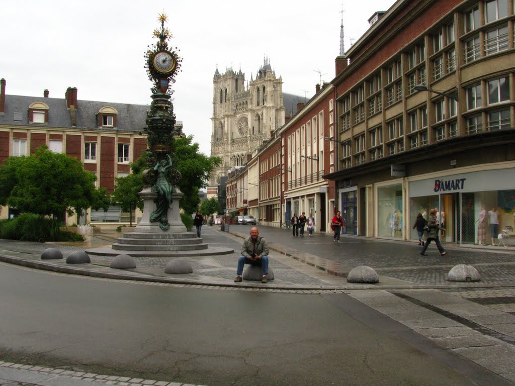 Plaça de Amiens by galapago