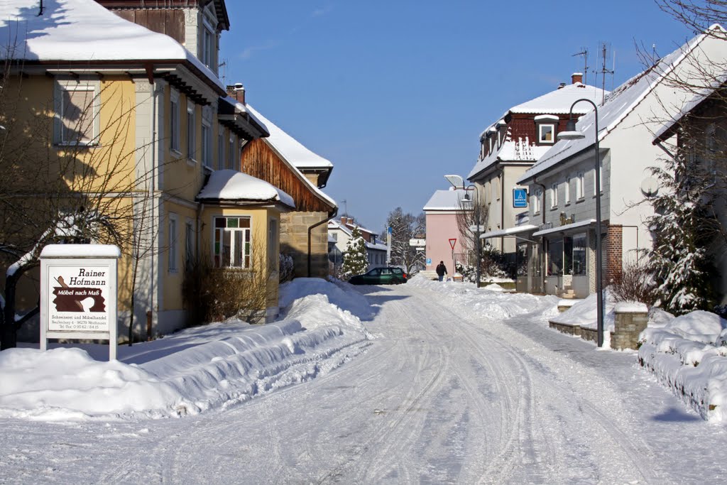 Weidhausen, Reußenberg im Winter (Dezember 2010) by peter biewald