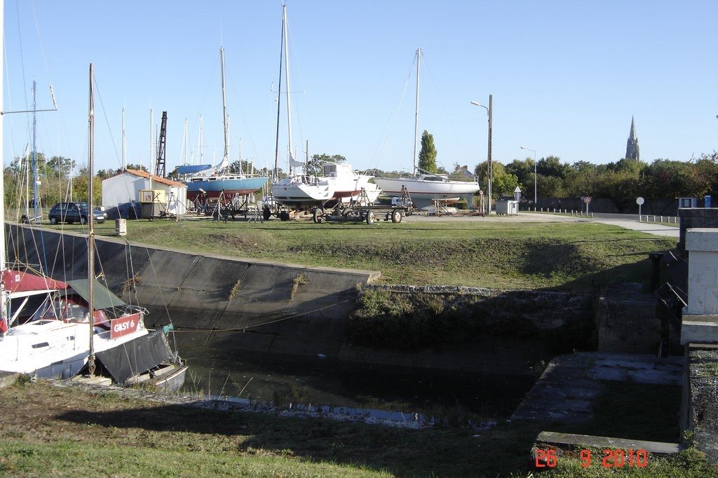 Marennes Chenal Port, Canal Bridoire-Chenal Lindron by jpF17Maren