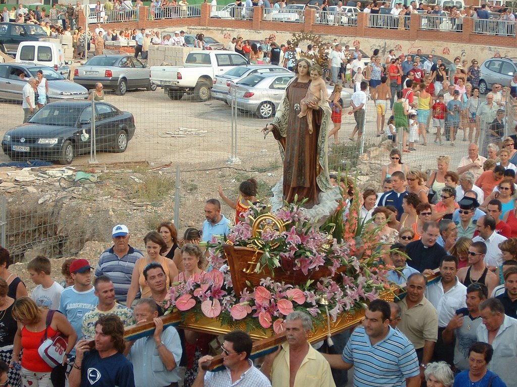 Procesión Virgen del Carmen by Isidro Vera