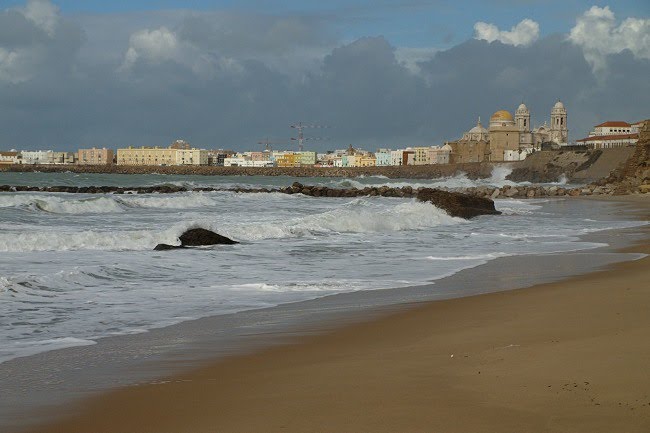 Playa de Cádiz by rmtron