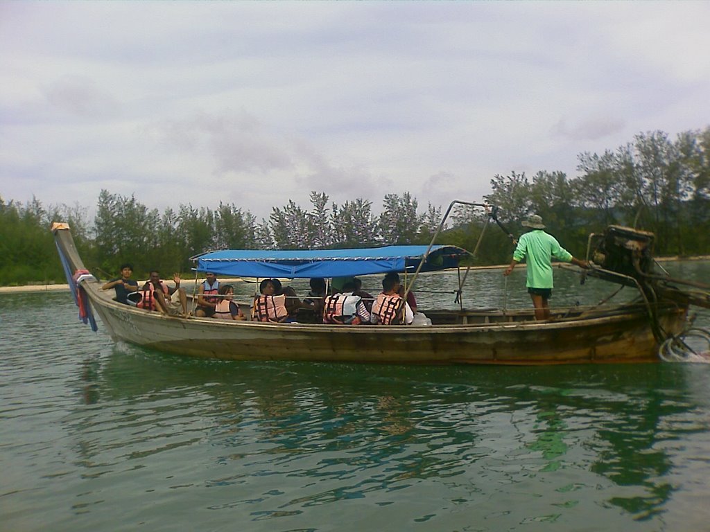 Ao Nang, Mueang Krabi District, Krabi 81180, Thailand by jakkua