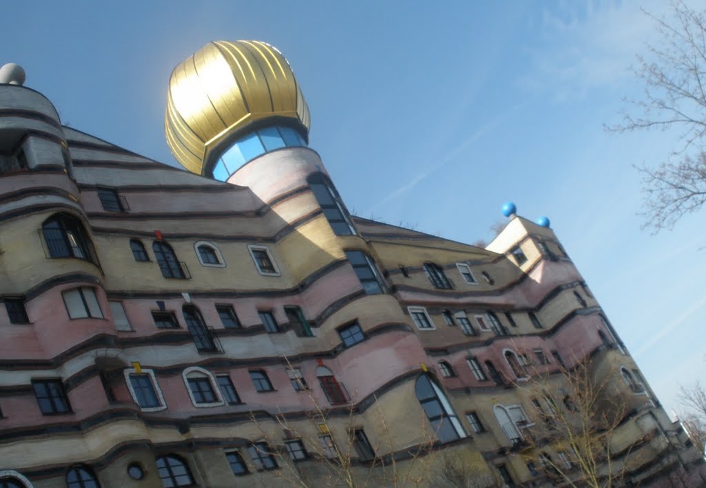 Hundertwasser in Darmstadt by Maria Z