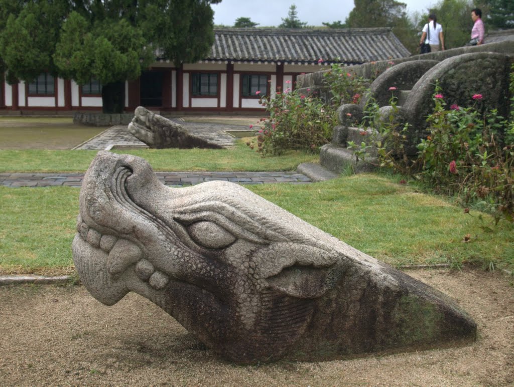 Koryo Museum (Songgyungwan), Kaesong by gaspar.cz