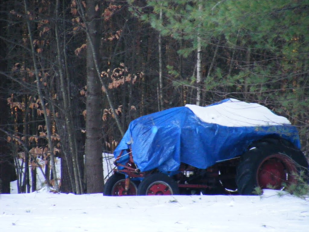 Tractor. with tarp. by JB The Milker