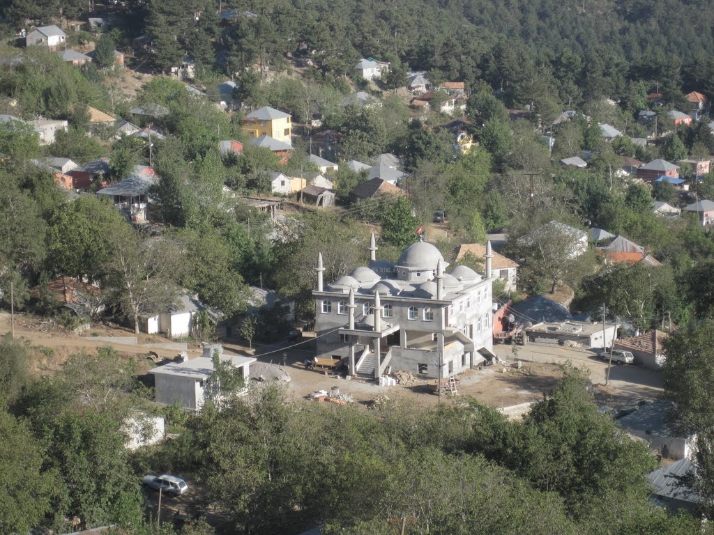 Üçkoz yaylamızdaki süper camii inşaatı - Eser Hoca... by M. Ezher GÜNAY