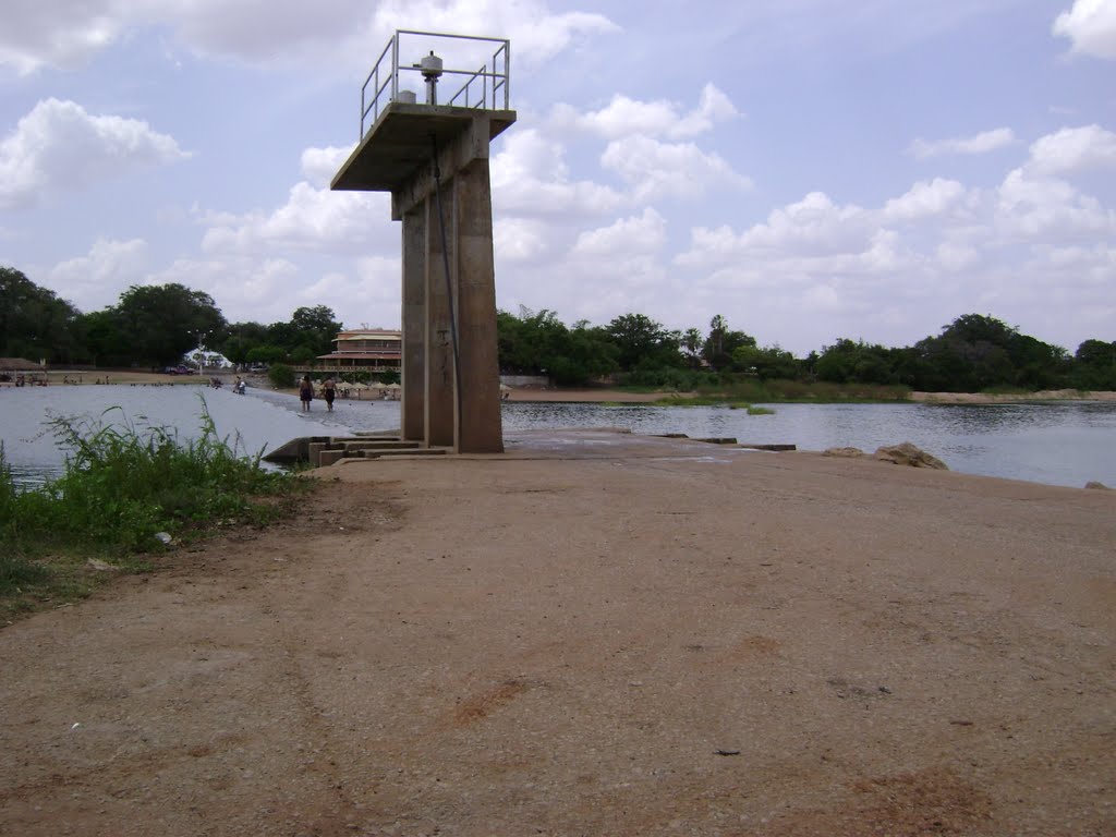 BARRAGEM DAS PEDRINHAS, LIMOEIRO DO NORTE - CE by Anderson F. C. M.