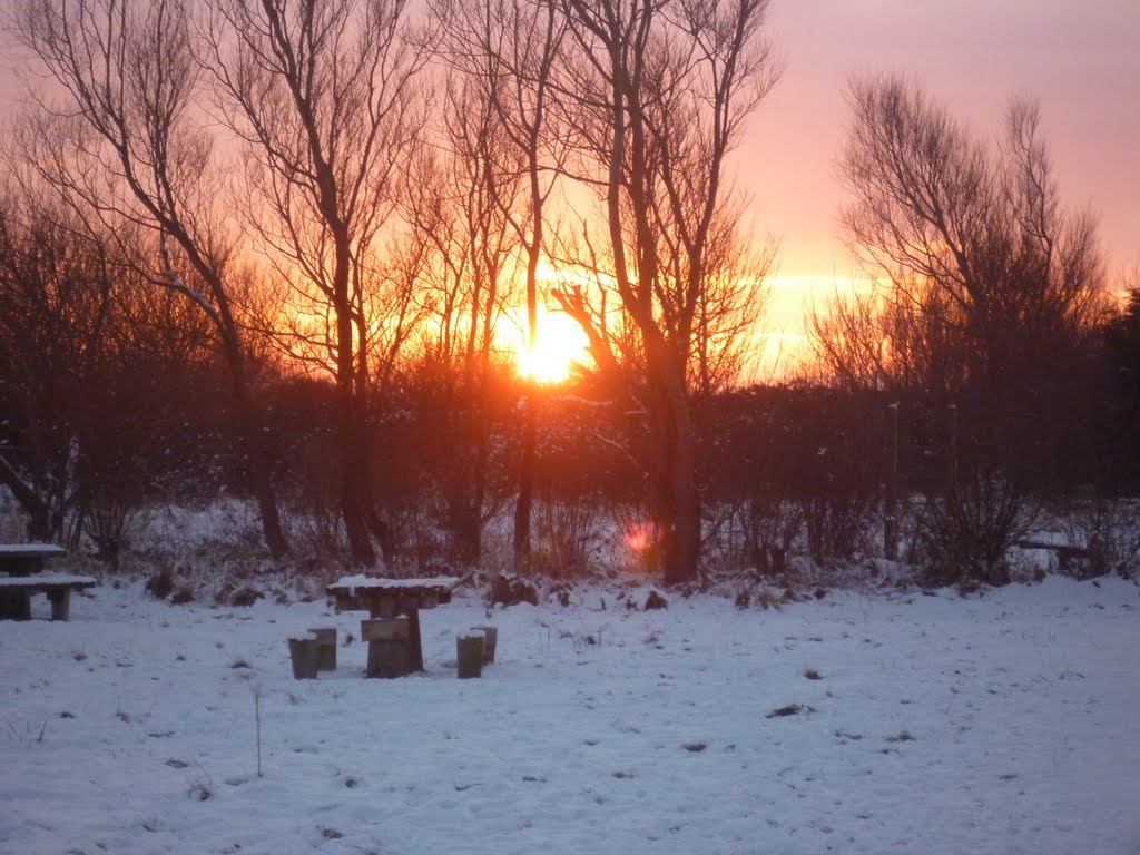 Winter sunset over Leasowe Bay by merseygolfnews