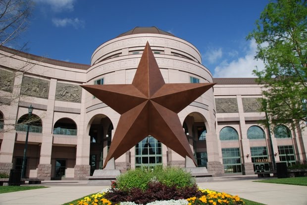 Bob Bullock Texas State History Museum by Broughtonr