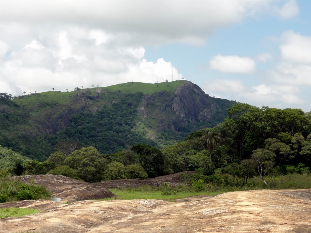 Itapeva - Pico Lobo Guará by Marcelo Brolo