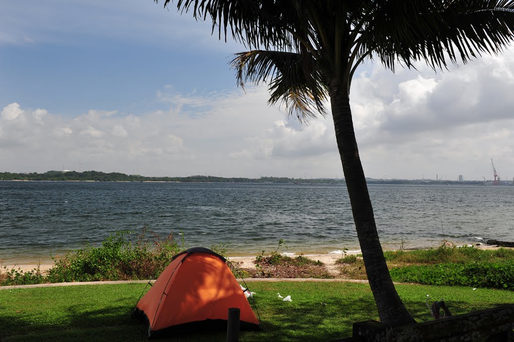 Straits of Johor, at Sembawang by JohnMuzi