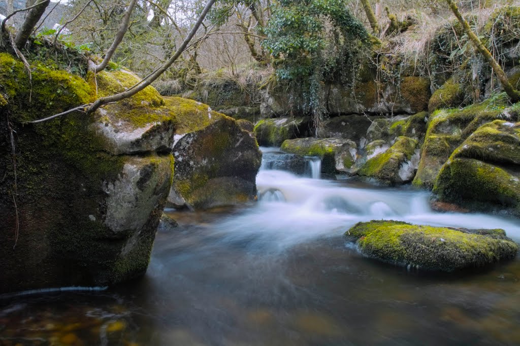 Rapids at Pontsarn by colym