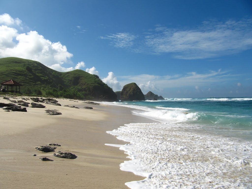 Kuta Lombok by A.Weisser