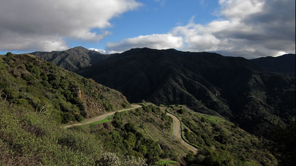 Glendora mountain road by kemplo