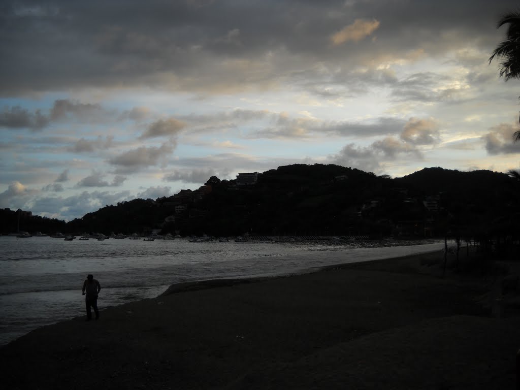 Zihuatanejo evening beach by Travel